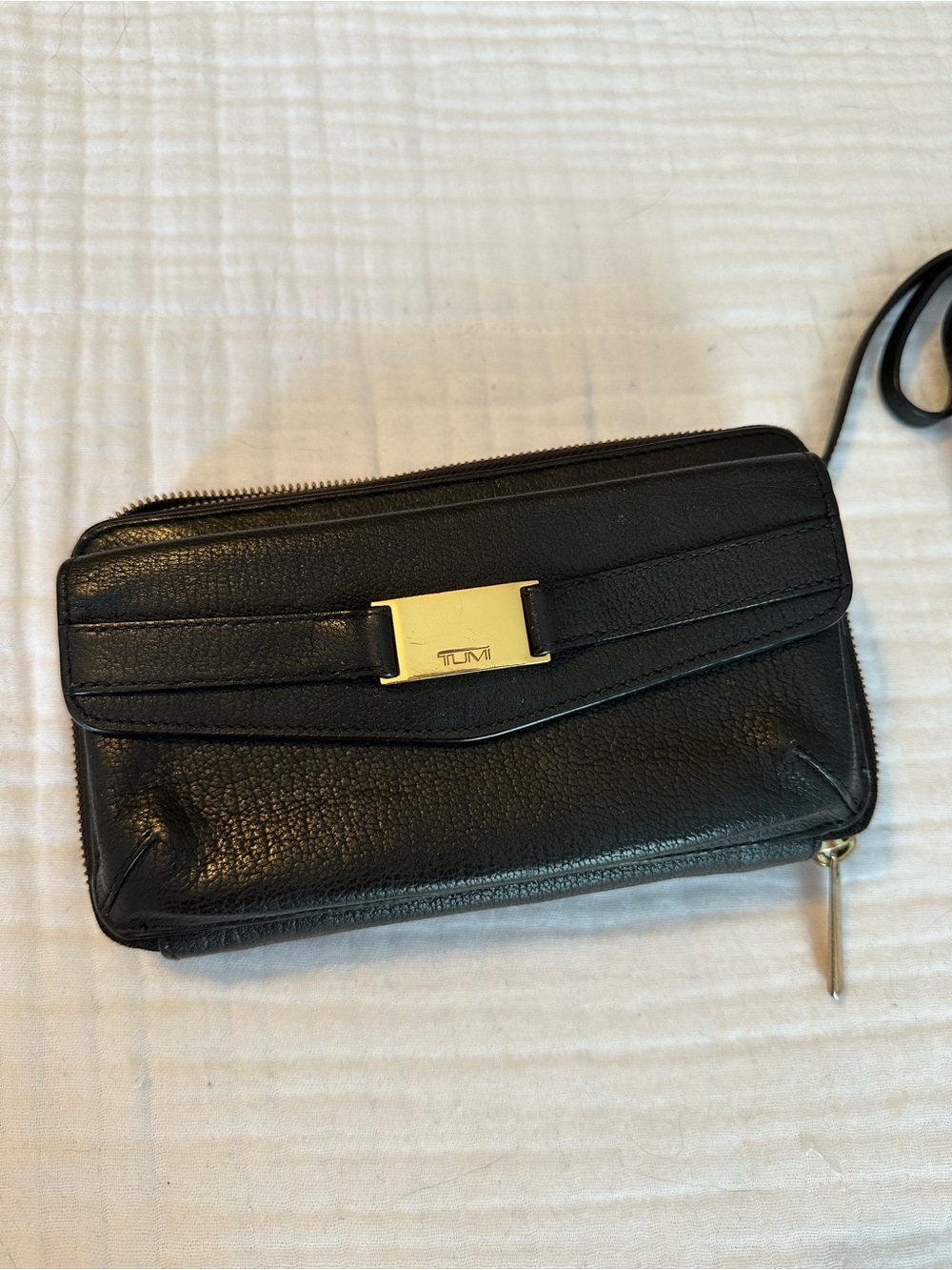 Tumi Black Leather crossbody Wallet with Gold Hardware